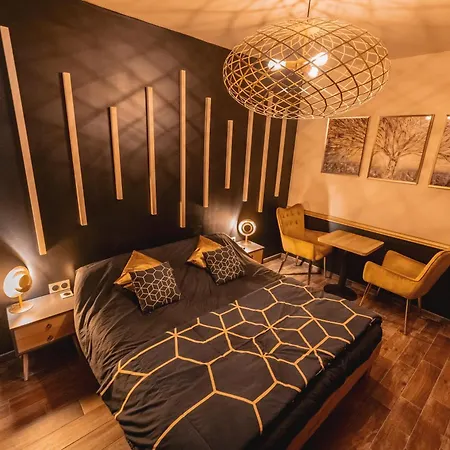 L'espace Detente 瓦朗西纳